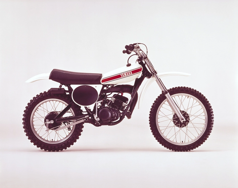 YZ125 B